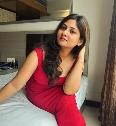 female Call Girls in Zirakpur