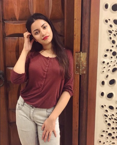high profile Call Girls in Zirakpur