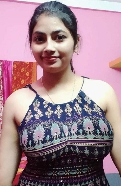Call Girls in Zirakpur